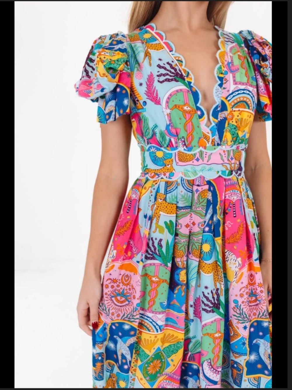 Colorful Scalloped V-Neck Midi Dress in Multicolor